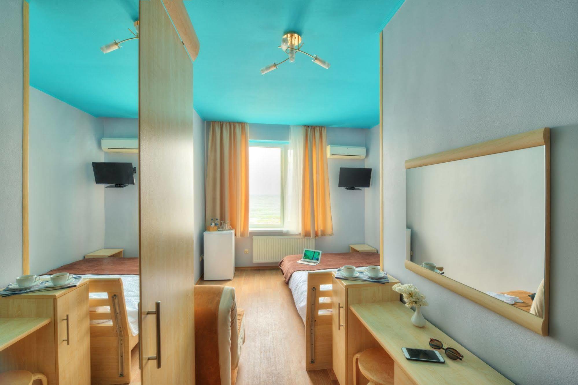 Hotel Brigantina Odessa Exterior foto